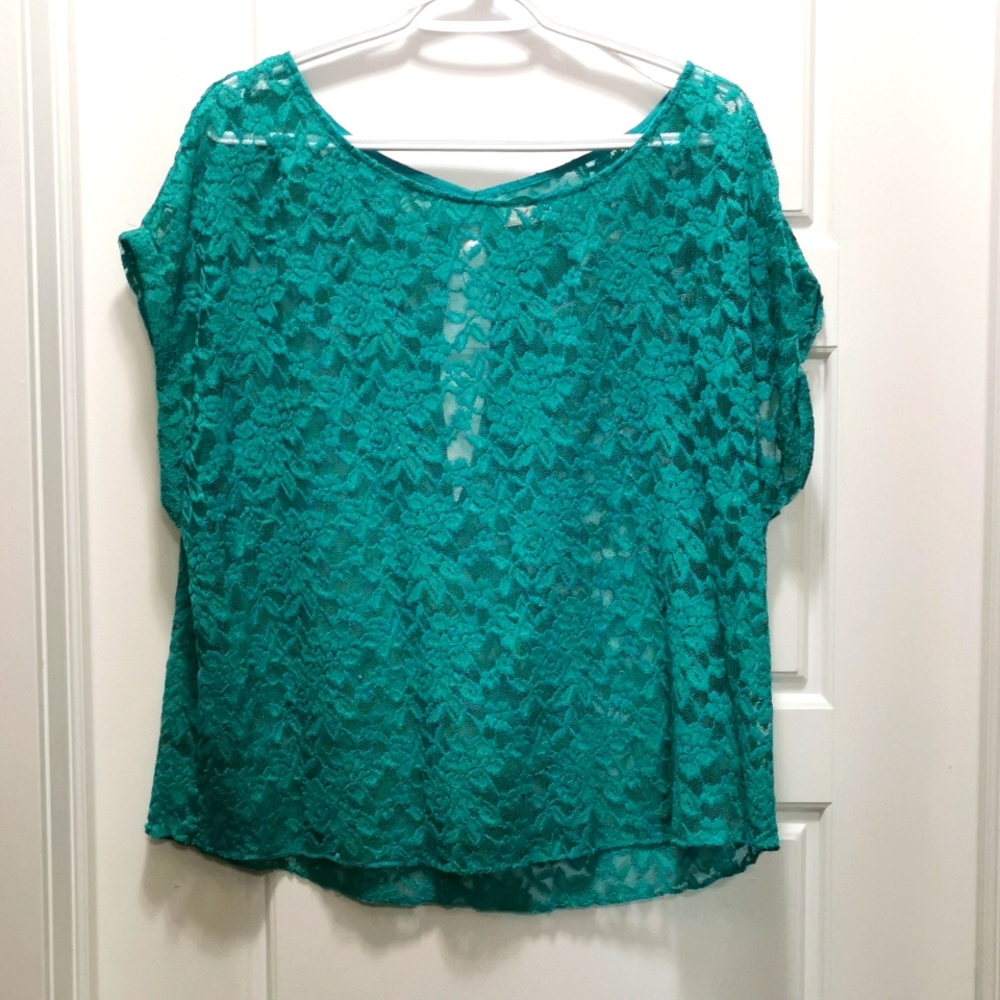 Aerie Lacy Green Short Sleeve Blouse Top